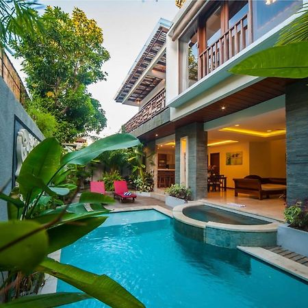 Villa Suzuki 1 Seminyak Exterior photo